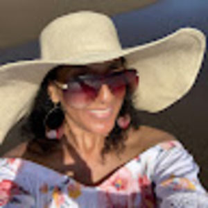 Meet your Posher, Nadine